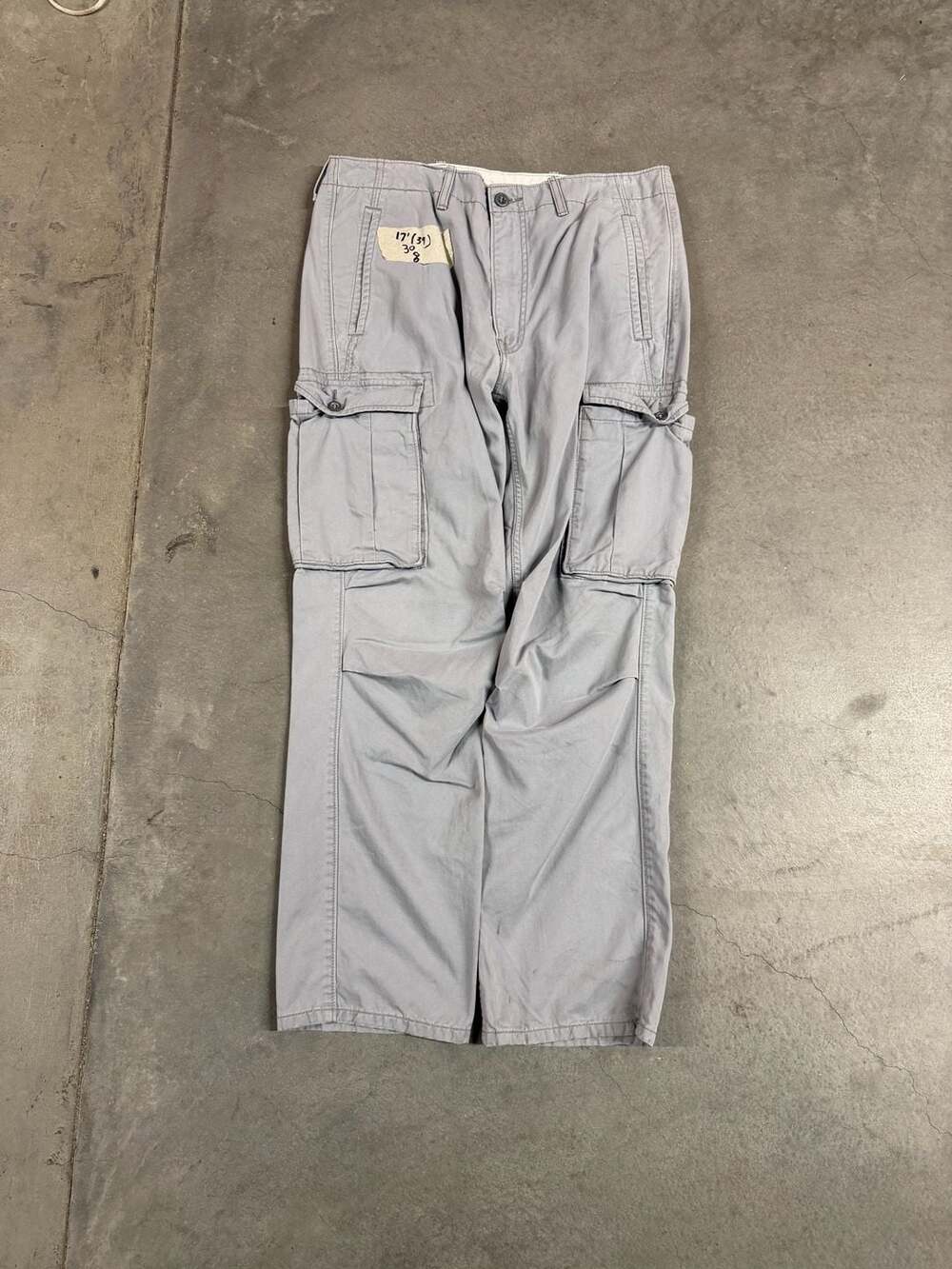 Levi Mens Gray Cargo Pants Size 33 x 32